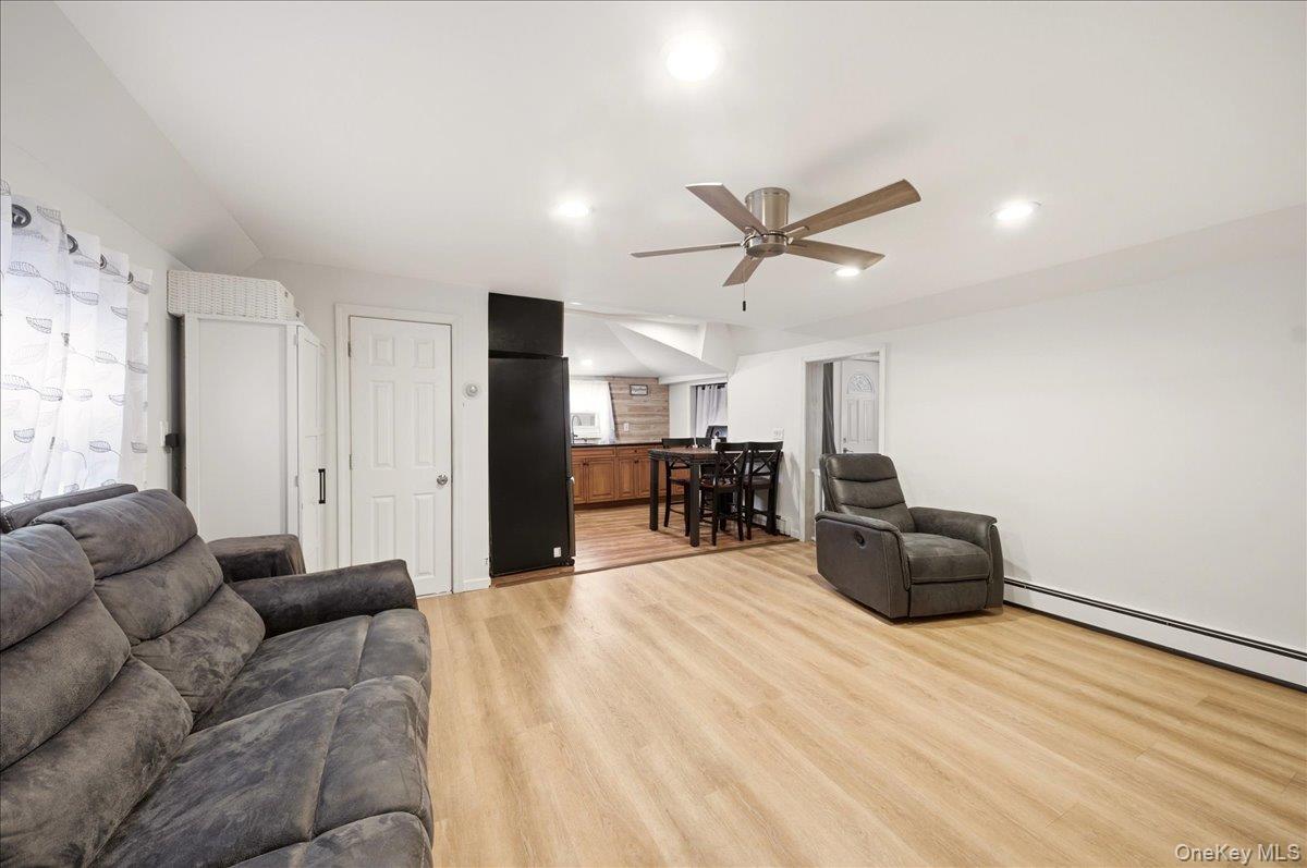 133B Edgewater Park, Unit 133B photo 8