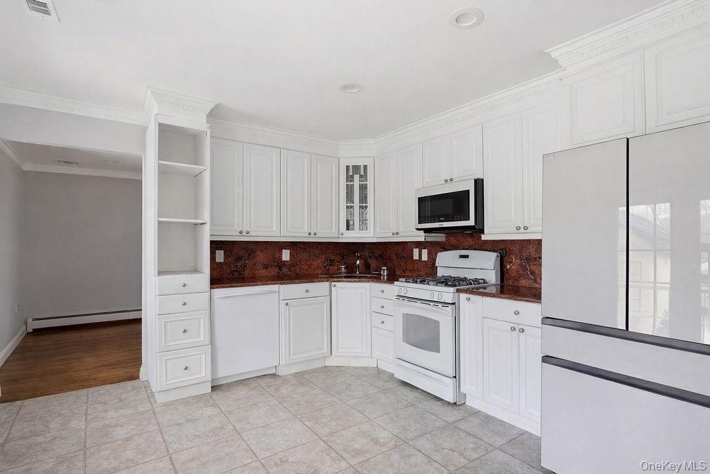 164-14 85th Street – For Sale photo 7