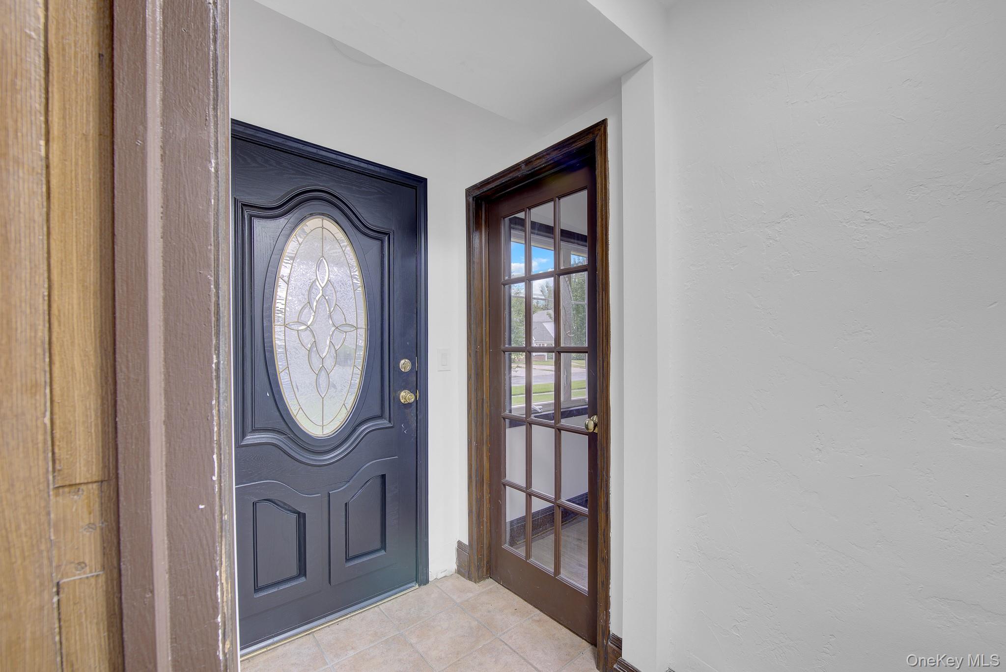 54 Surrey Lane – For Sale photo 6