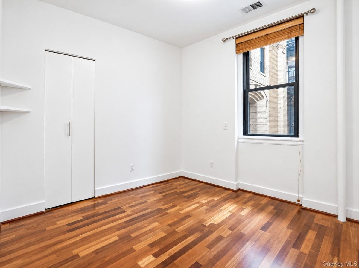 21-28 35 Street, Unit 1G photo 12