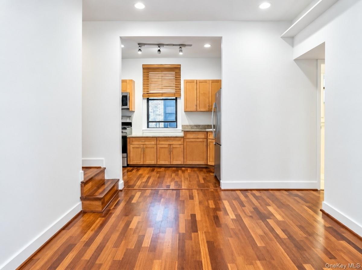 21-28 35 Street, Unit 1G photo 10