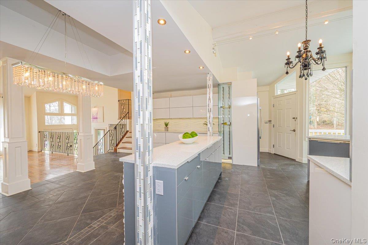 87 Soundview Drive – For Sale photo 21
