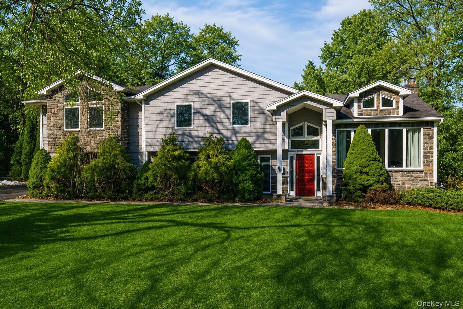 87 Soundview Drive – For Sale photo 8
