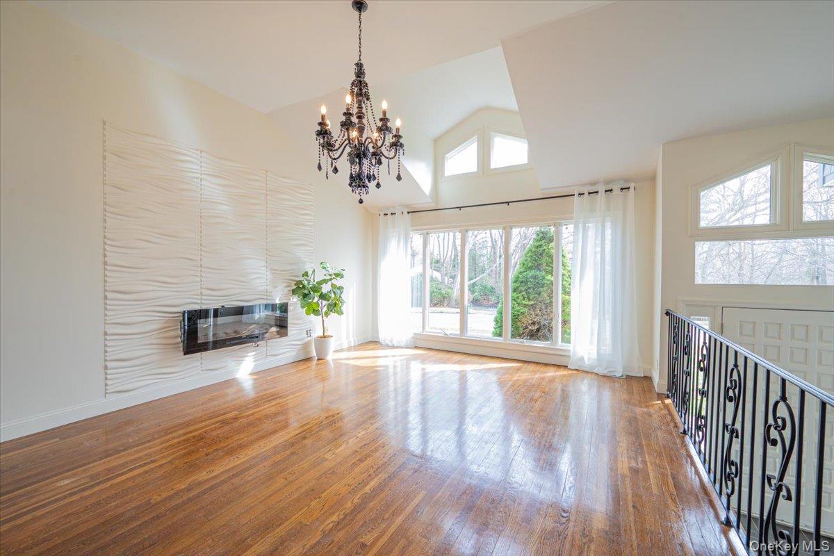 87 Soundview Drive – For Sale photo 14