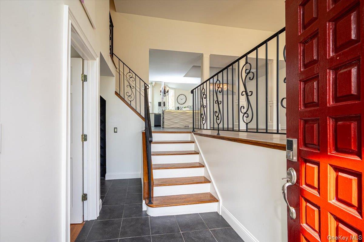 87 Soundview Drive – For Sale photo 13