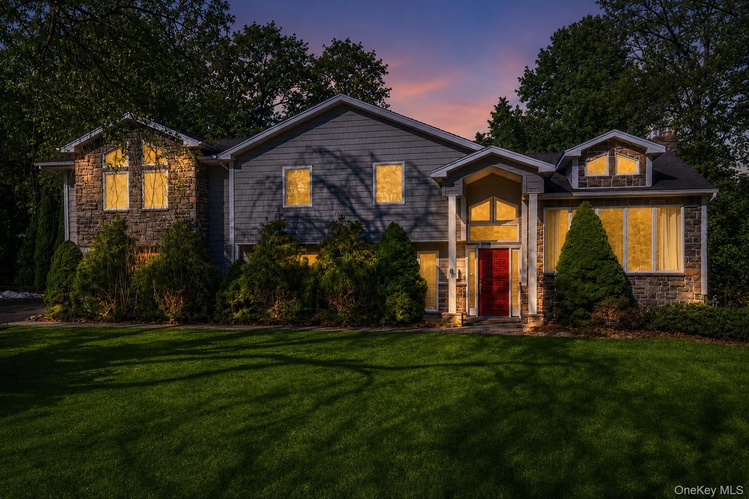 87 Soundview Drive – For Sale photo 5