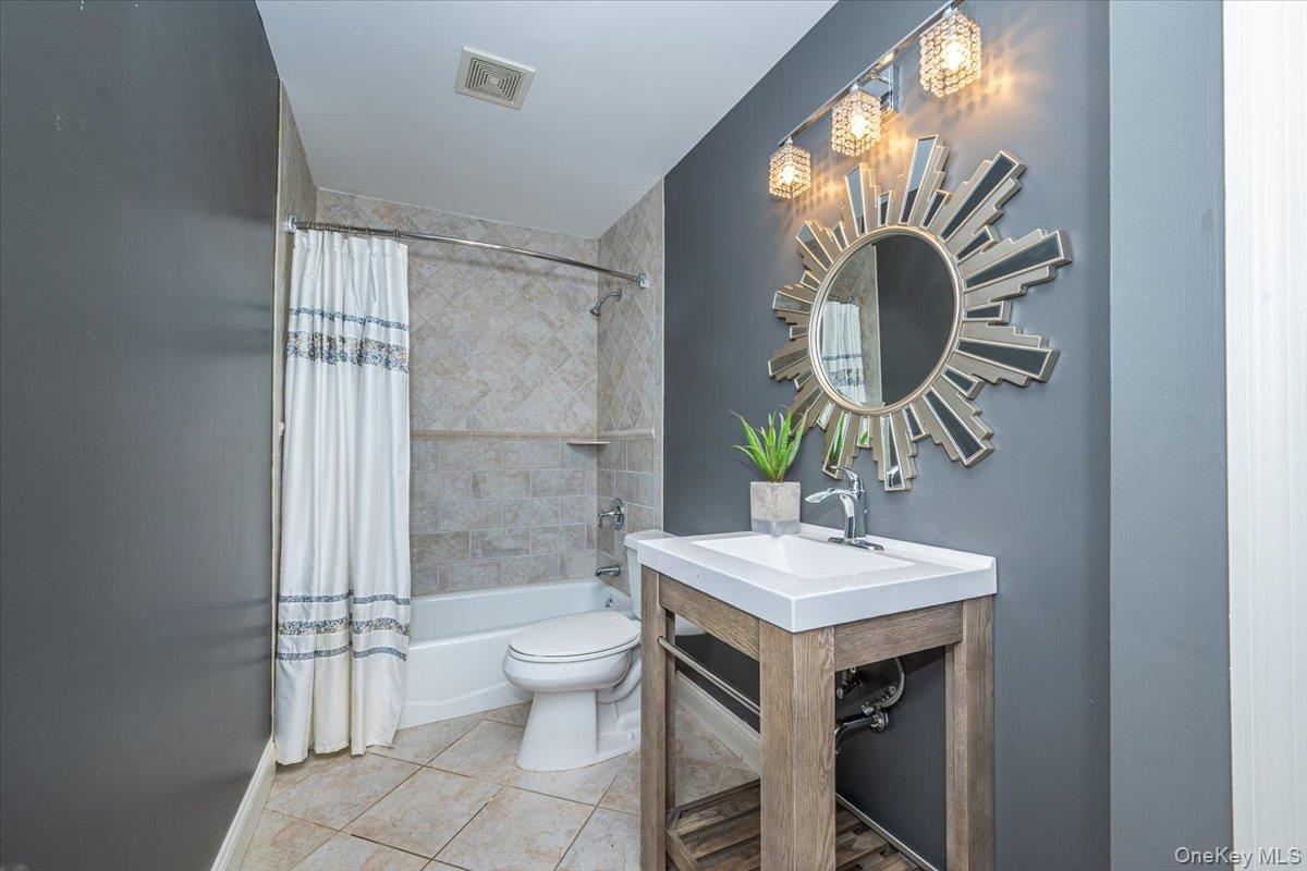 87 Soundview Drive – For Sale photo 33