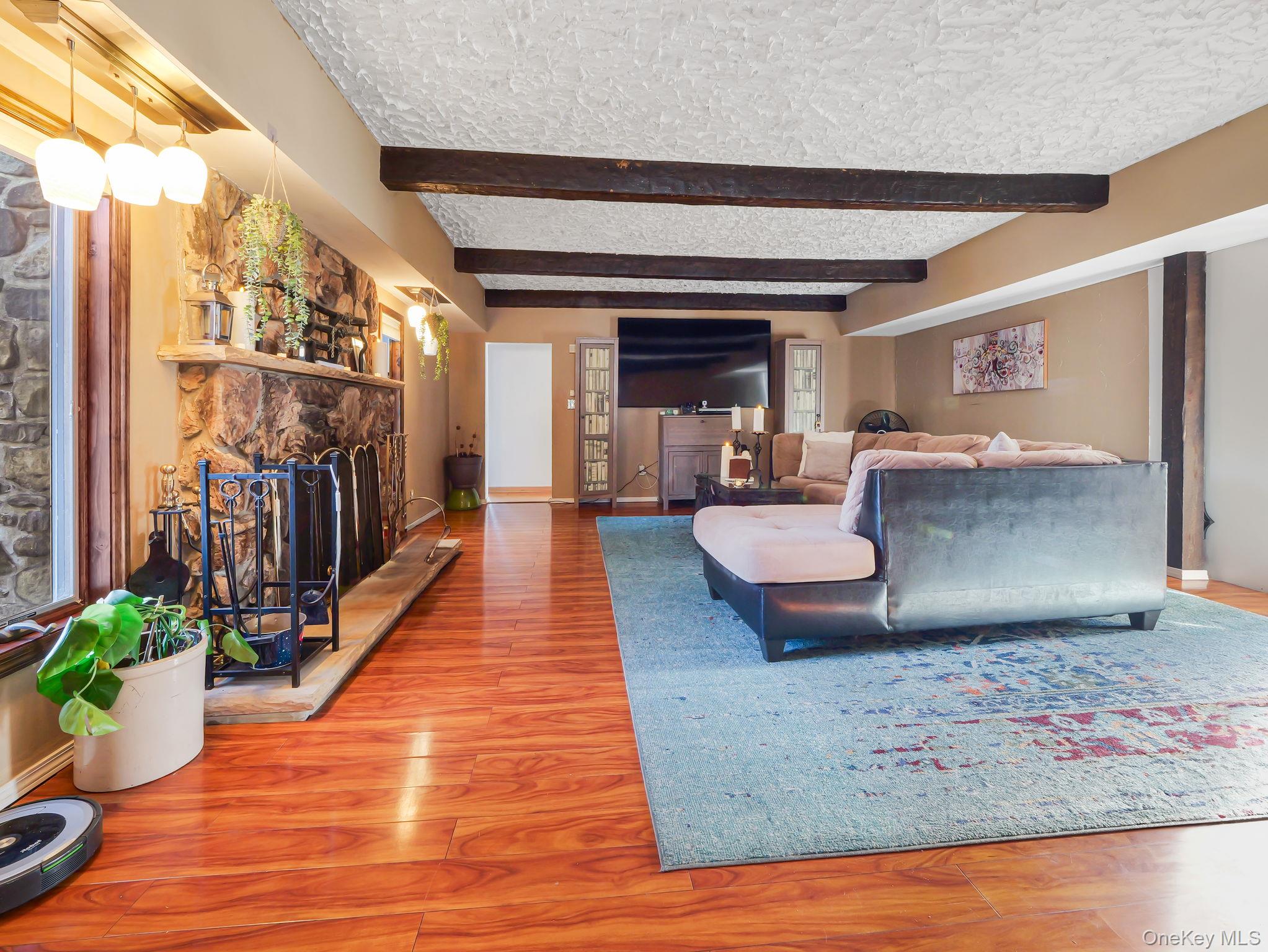 4 Lambros Drive – For Sale photo 5