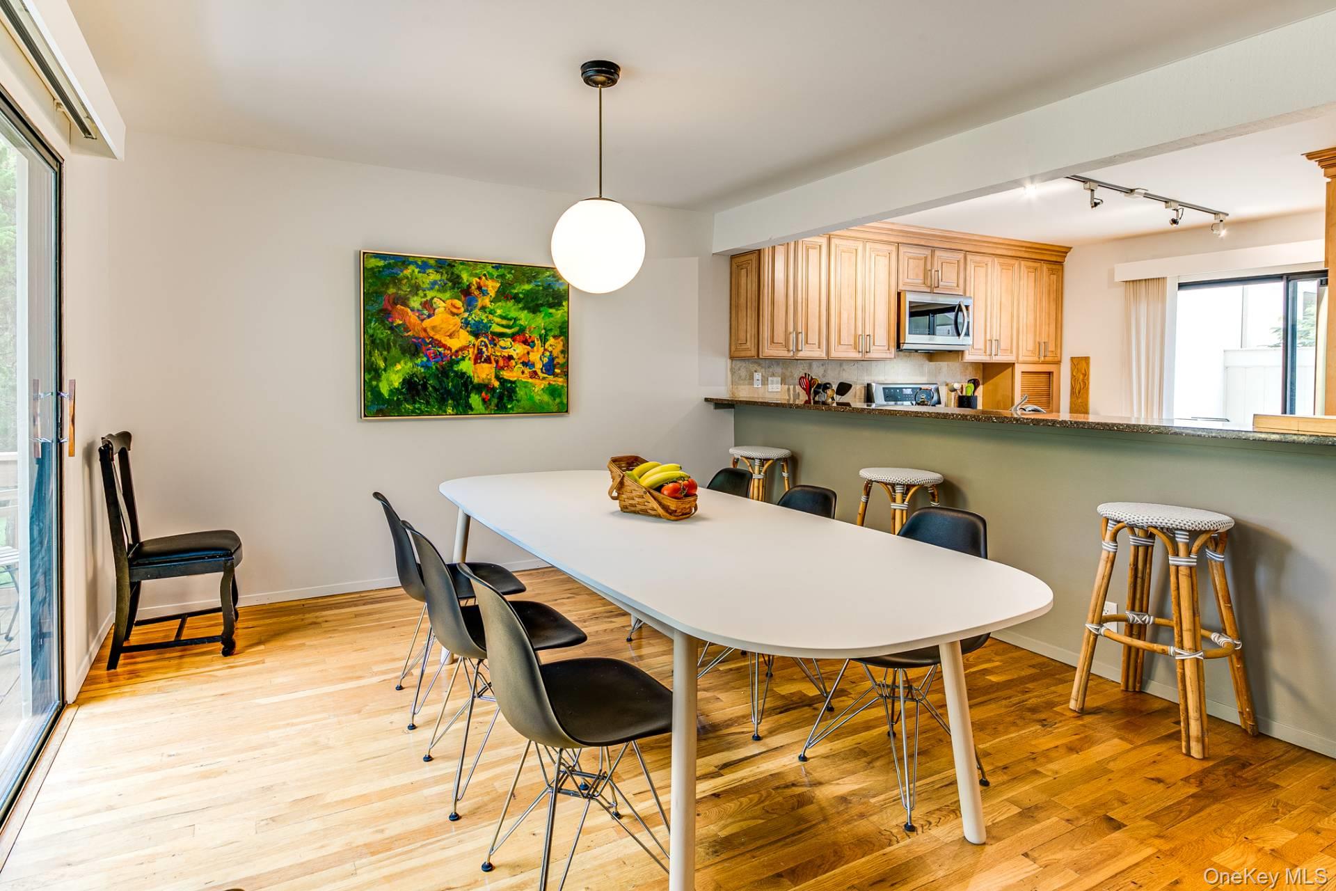 202 Treescape Drive, Unit 10B photo 7