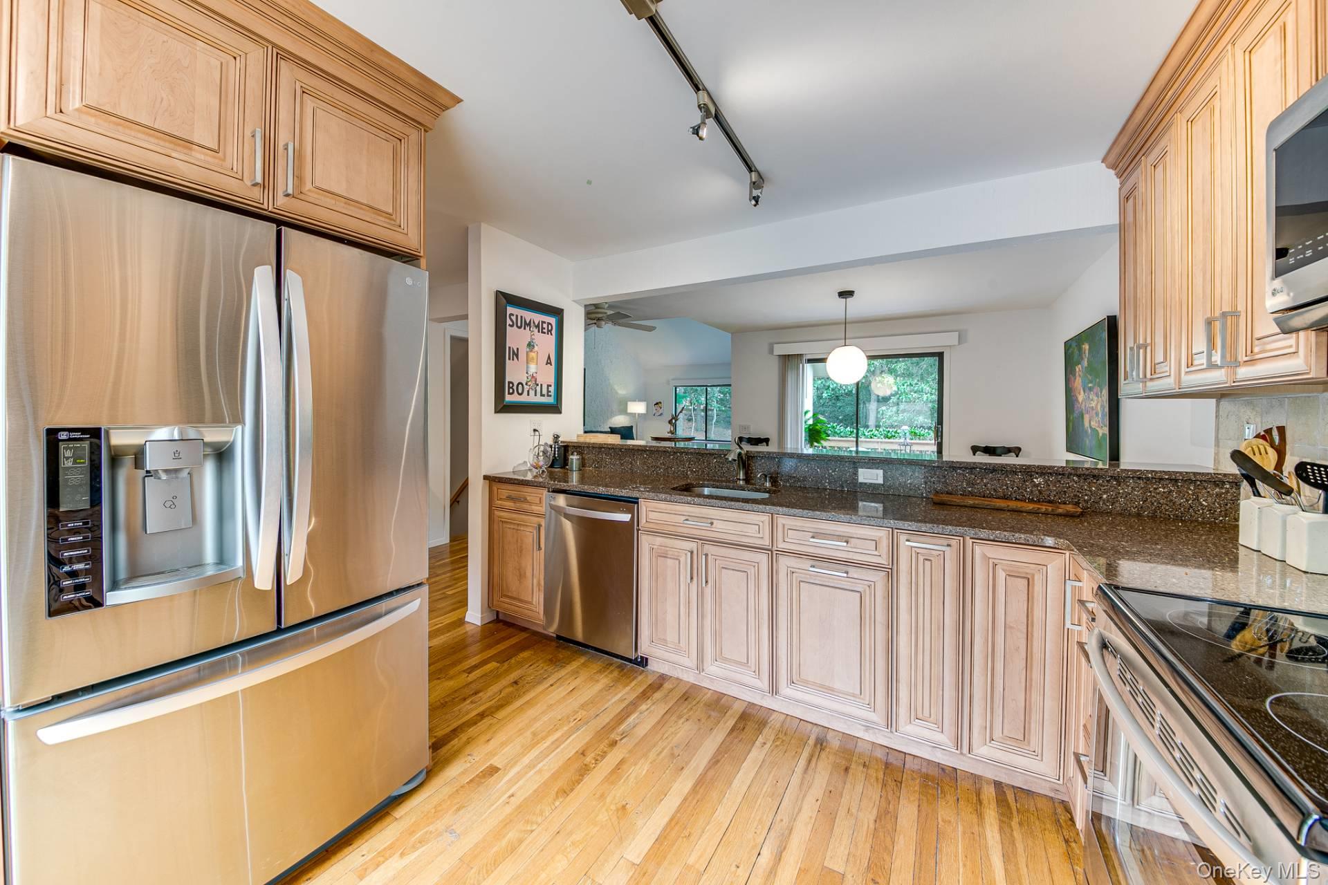202 Treescape Drive, Unit 10B photo 4