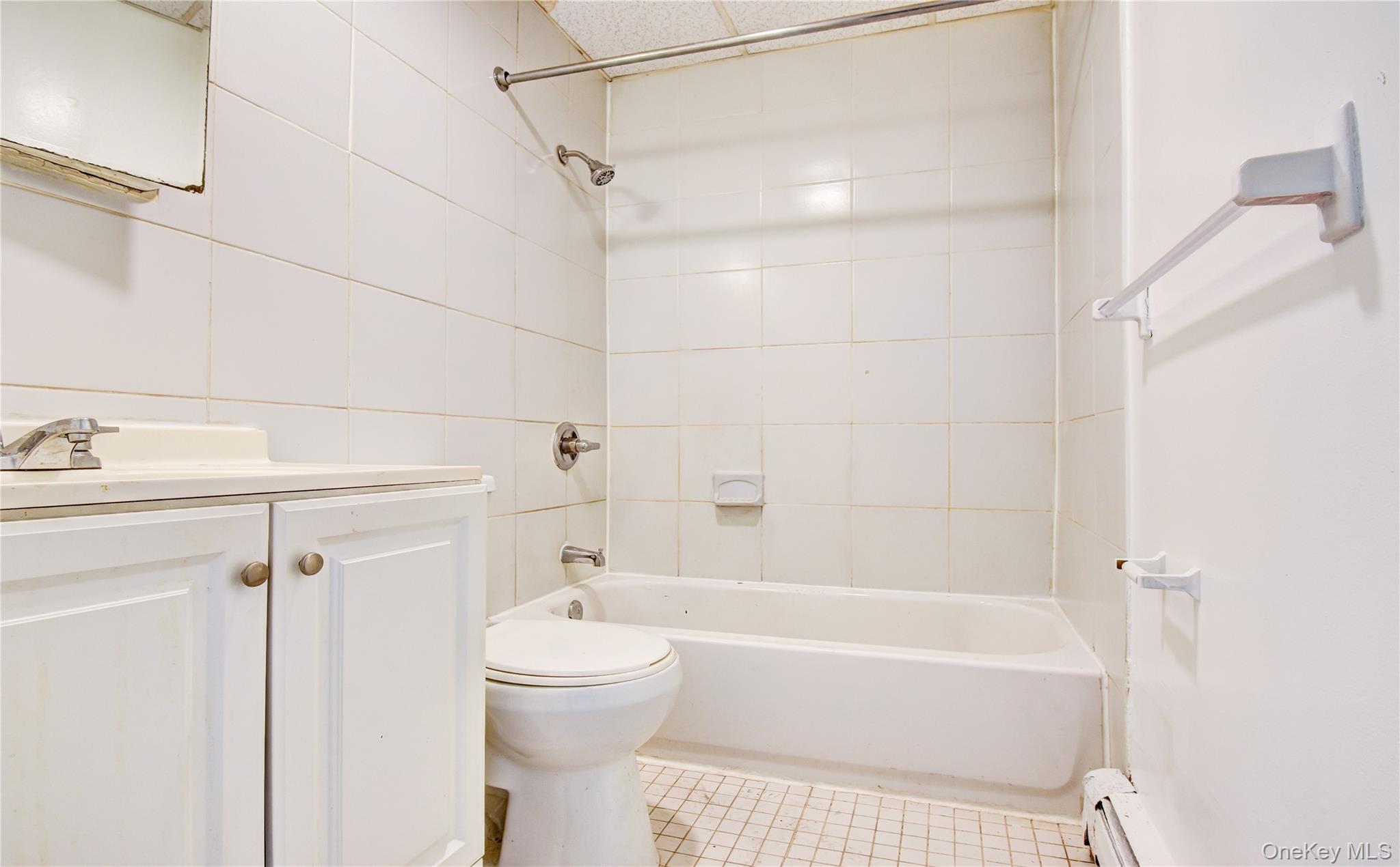 19 Gerald Drive, Unit B2 photo 11