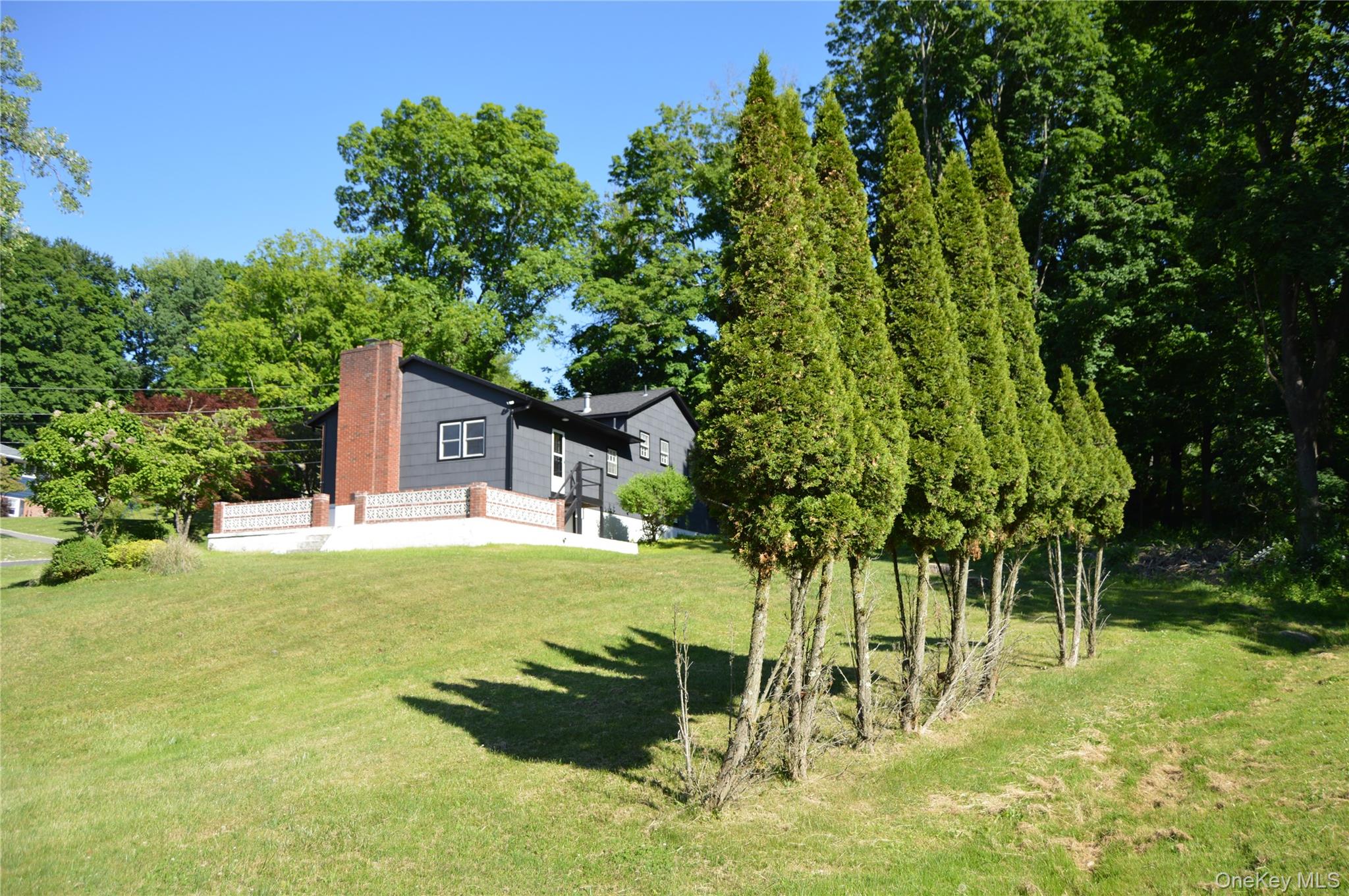 108 Flower Hill – For Sale photo 10