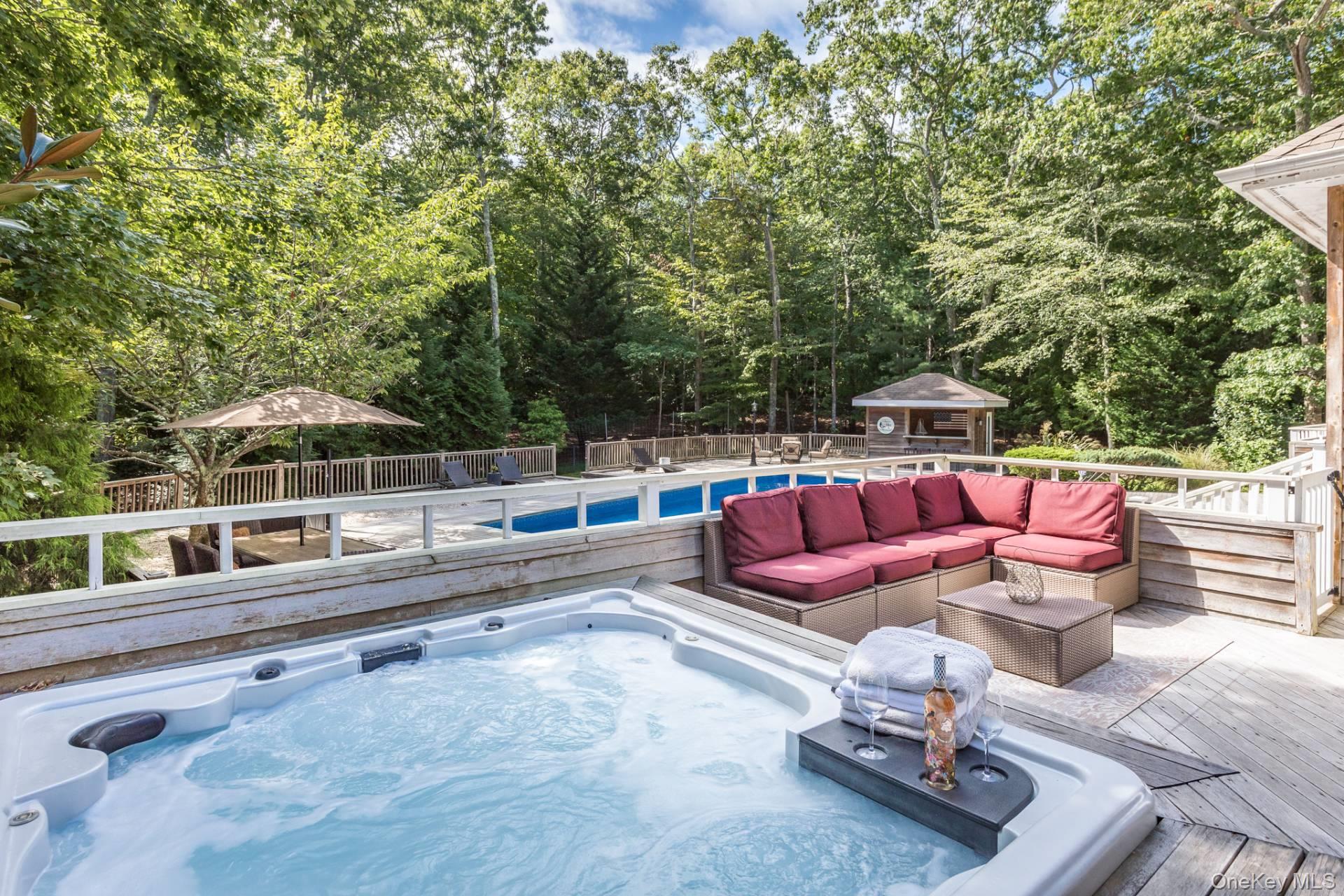 16 Woodege Circle – For Rent photo 23