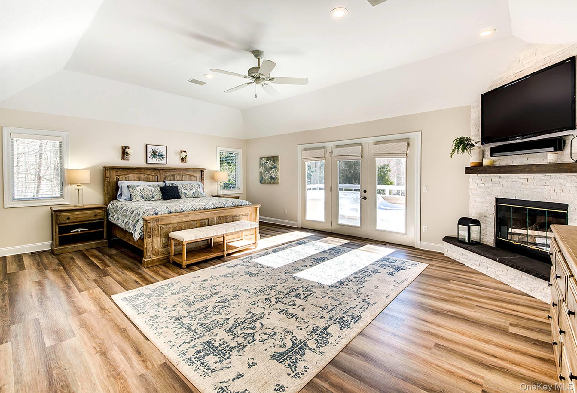 16 Woodege Circle – For Rent photo 10