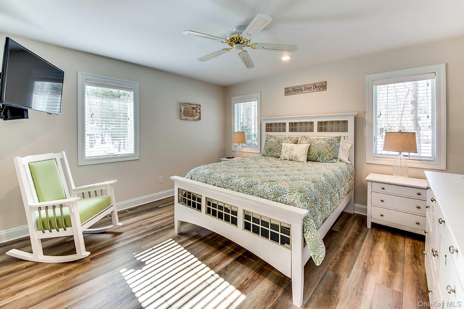 16 Woodege Circle – For Rent photo 14