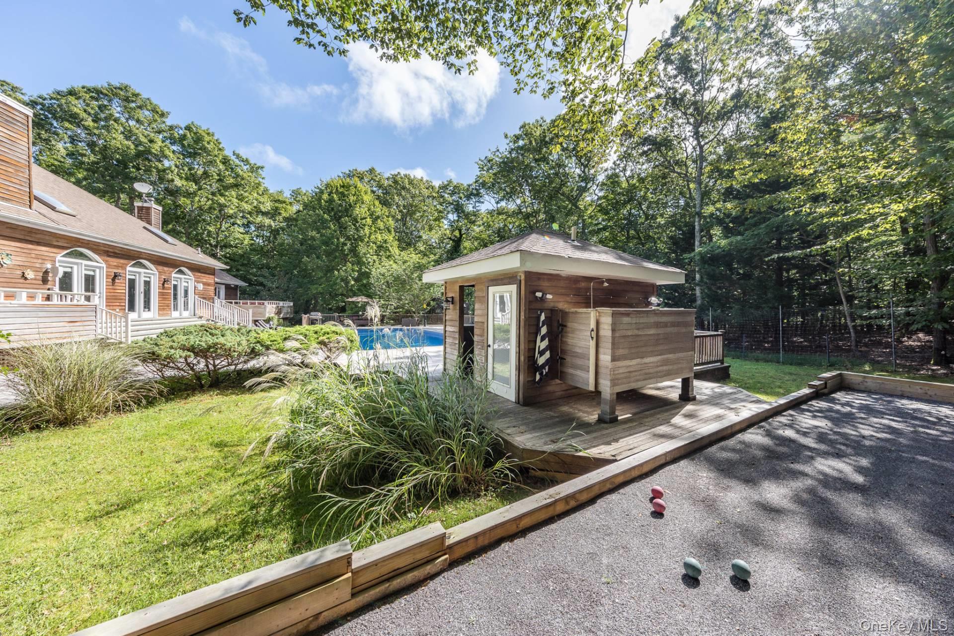 16 Woodege Circle – For Rent photo 25