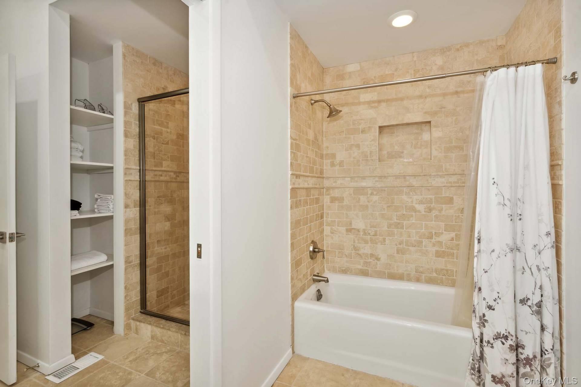 156 Merchants Path – For Rent photo 17