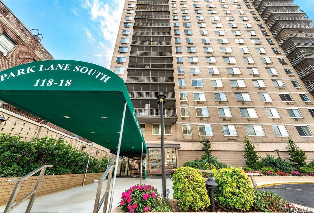 11818 Union Turnpike, Unit 6C