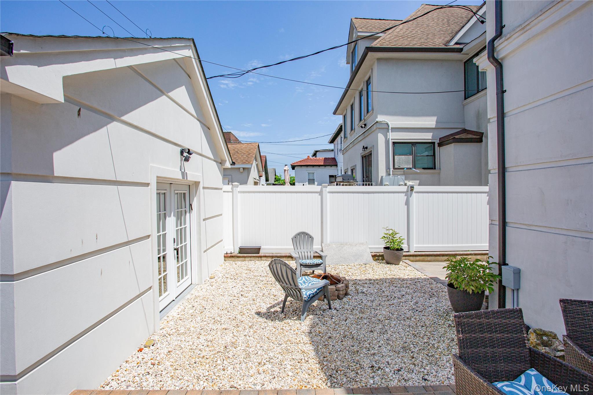 165 W Walnut Street – For Sale photo 42