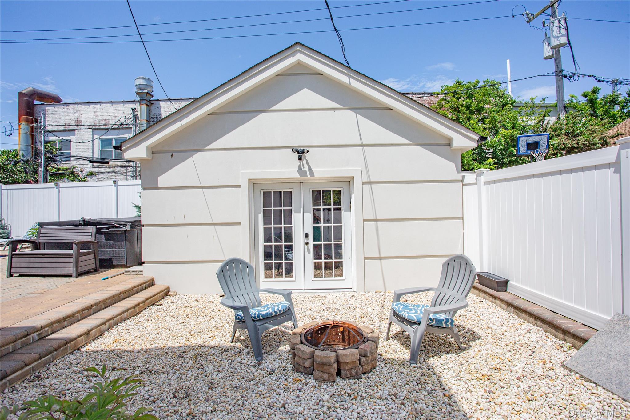 165 W Walnut Street – For Sale photo 43