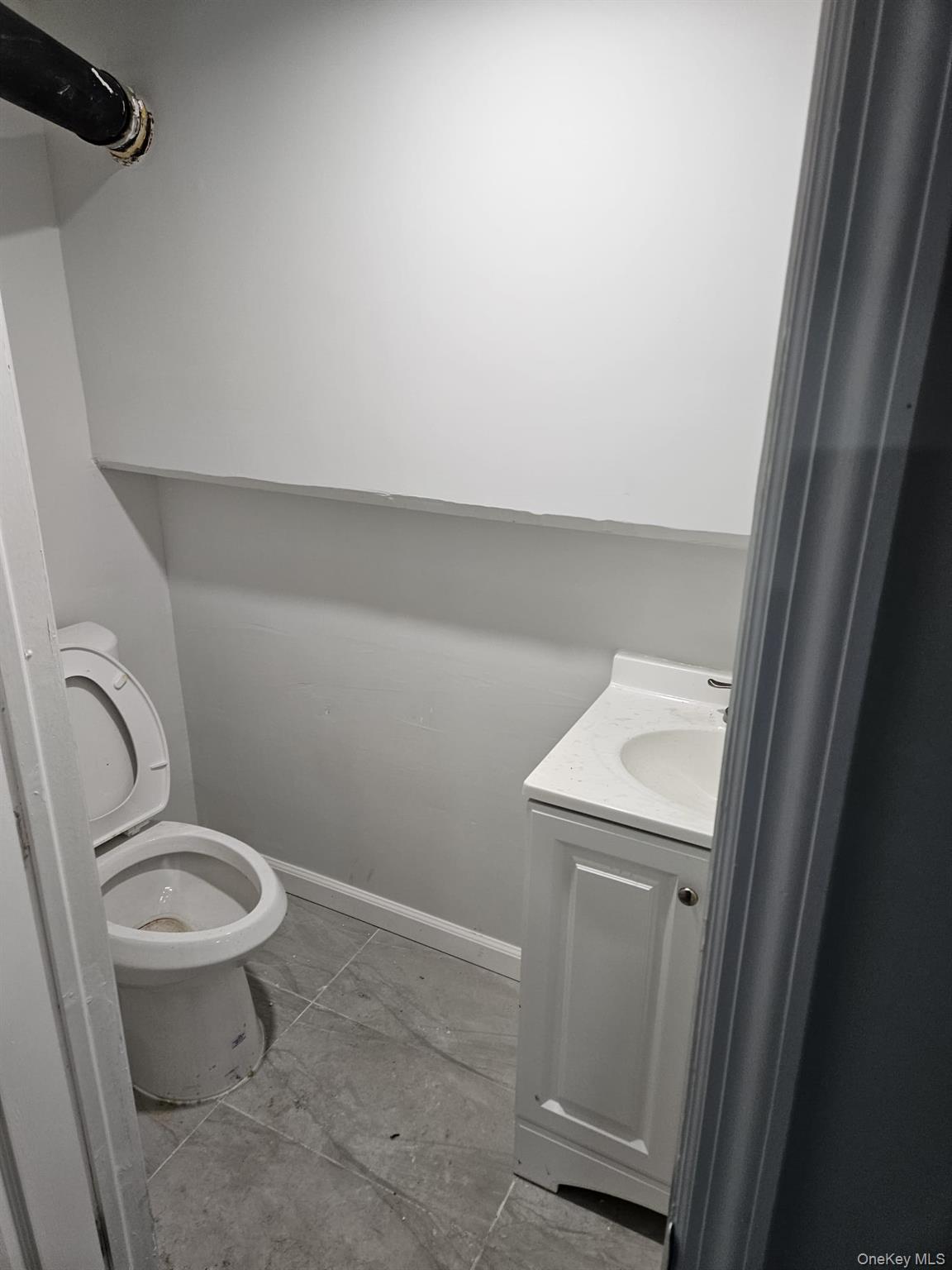 10752 Sutphin Boulevard – For Rent photo 4