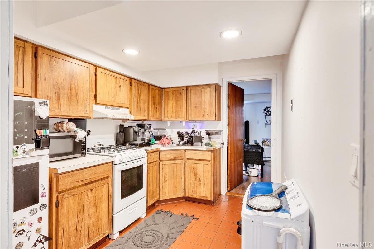 221 Lancaster Street – For Sale photo 6