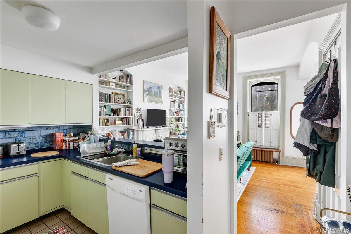 221 Lancaster Street – For Sale photo 27