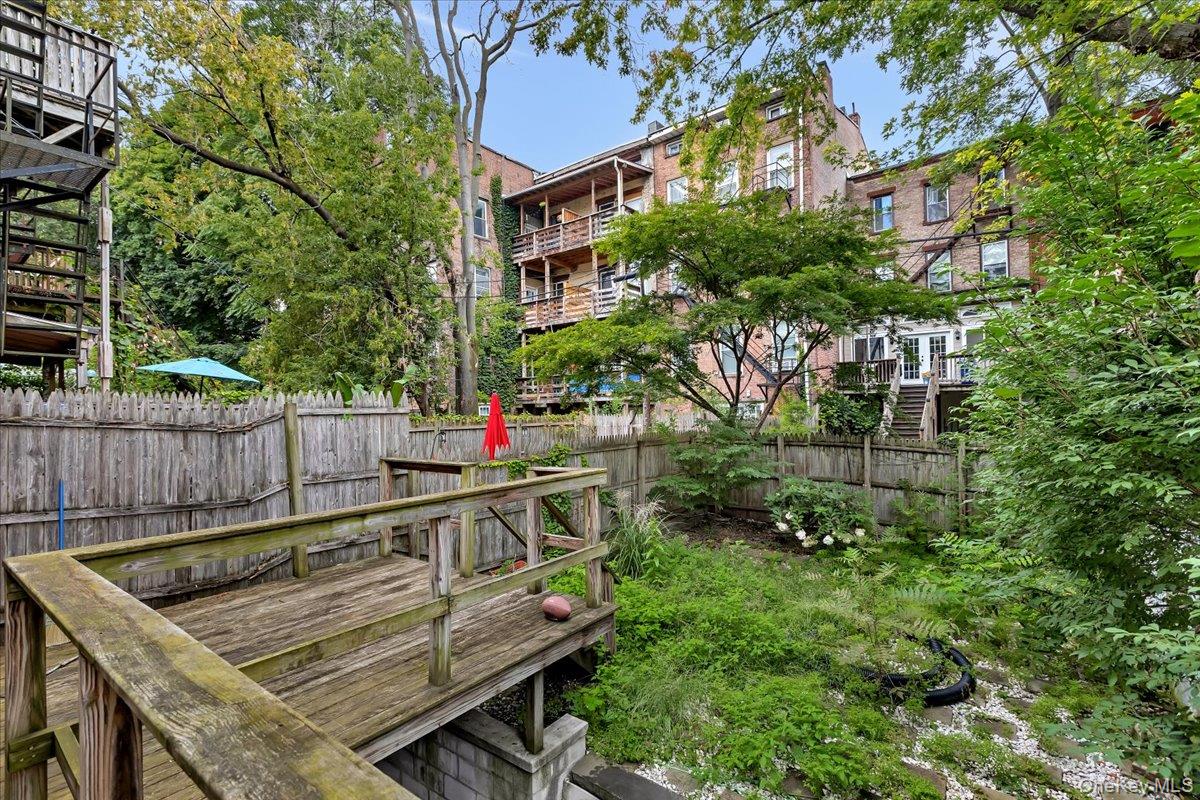 137 Lancaster Street – For Sale photo 40
