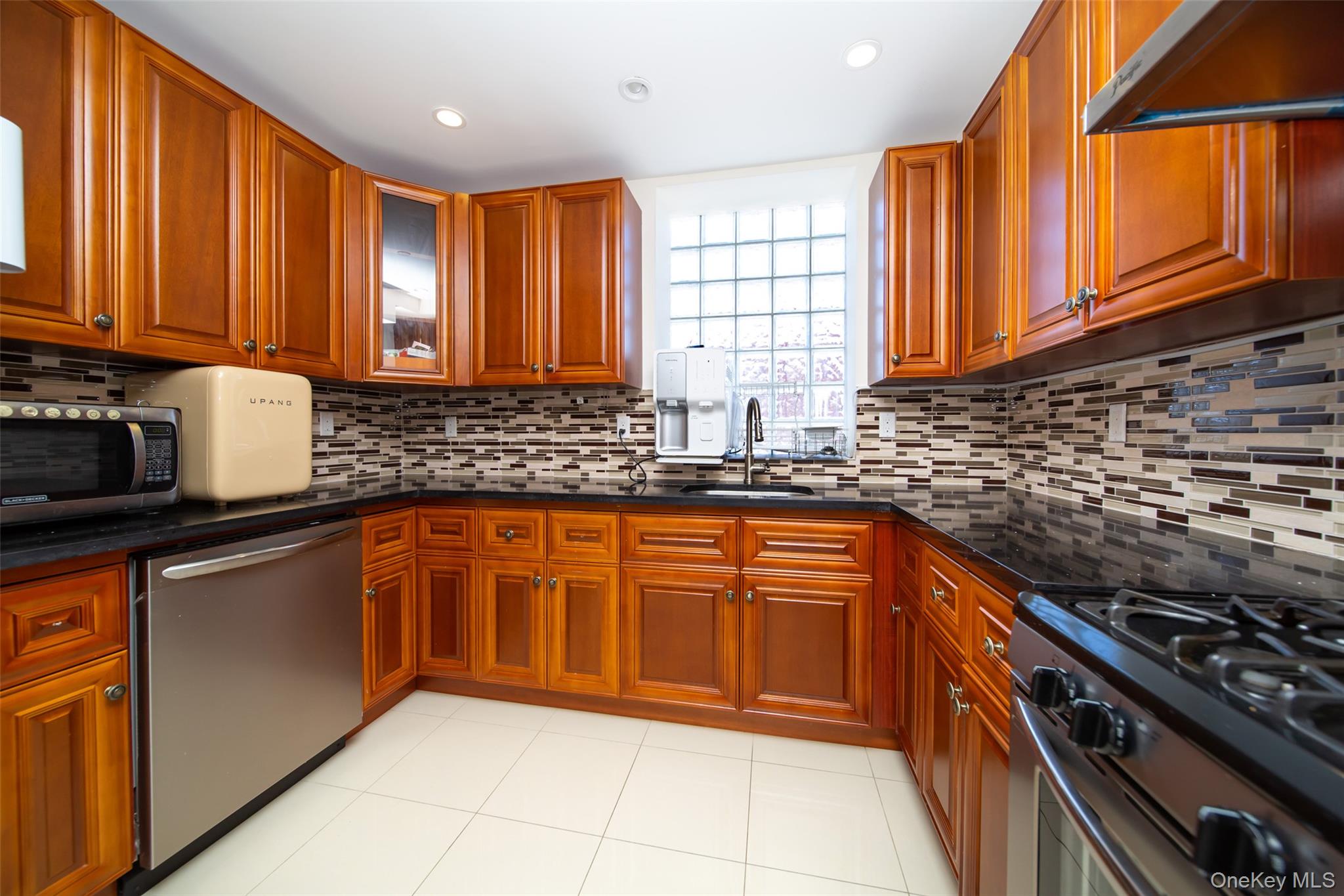 144-69 Barclay Avenue, Unit 4A photo 5