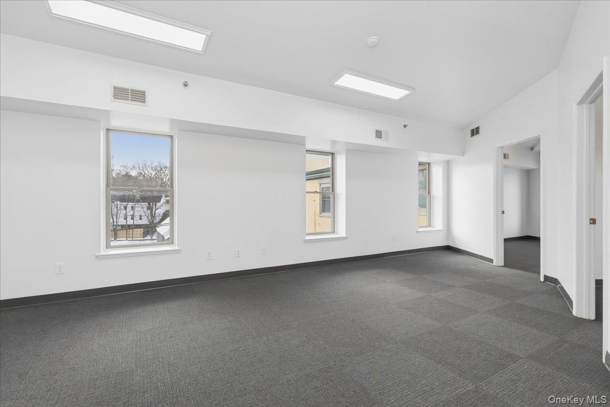 1 Railroad Avenue, Unit 3-1 photo 16
