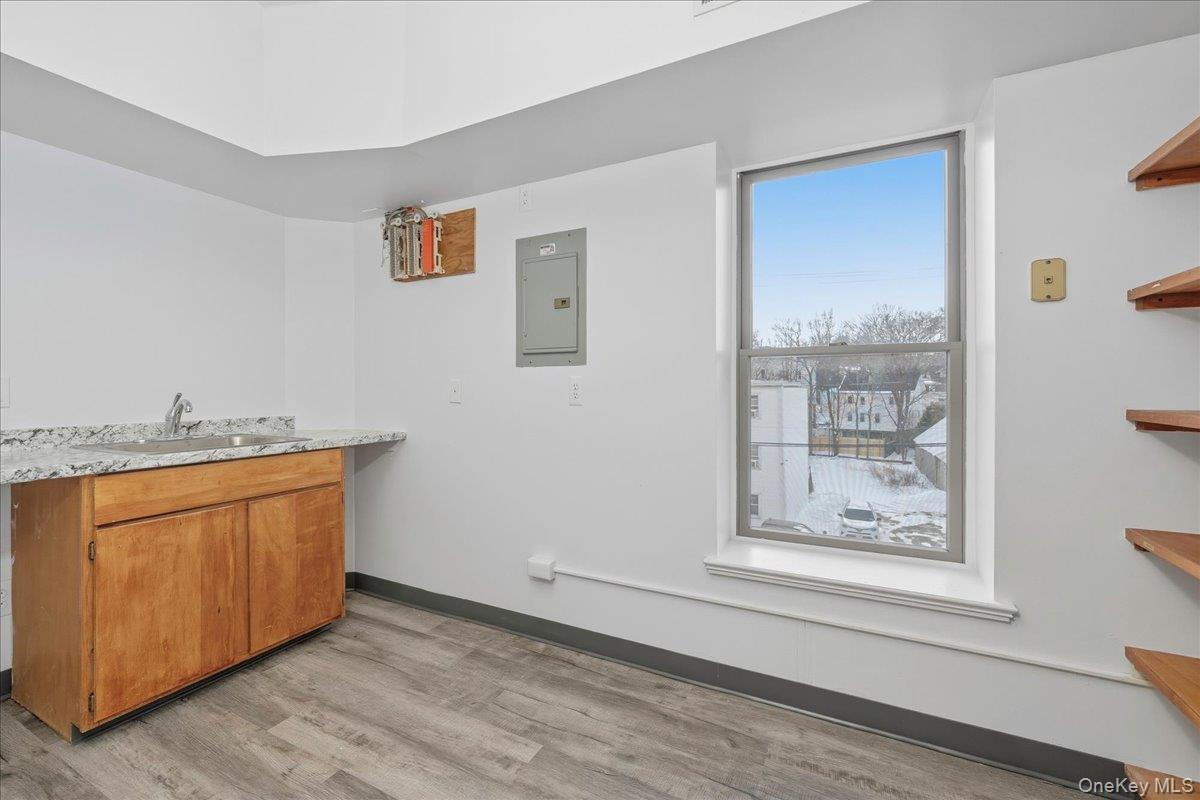 1 Railroad Avenue, Unit 3-1 photo 13