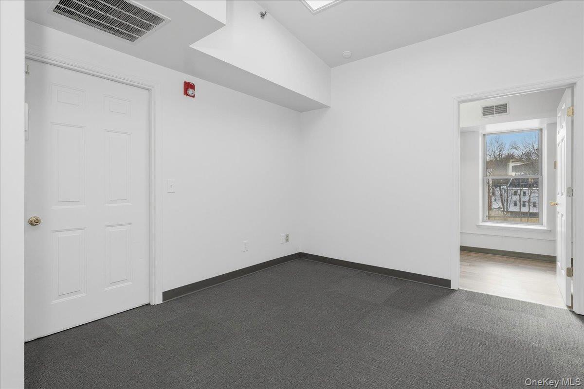 1 Railroad Avenue, Unit 3-1 photo 8