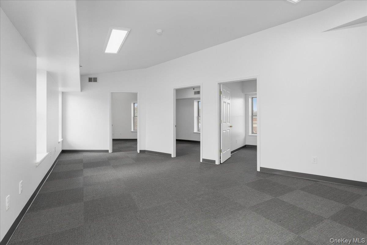 1 Railroad Avenue, Unit 3-1 photo 17