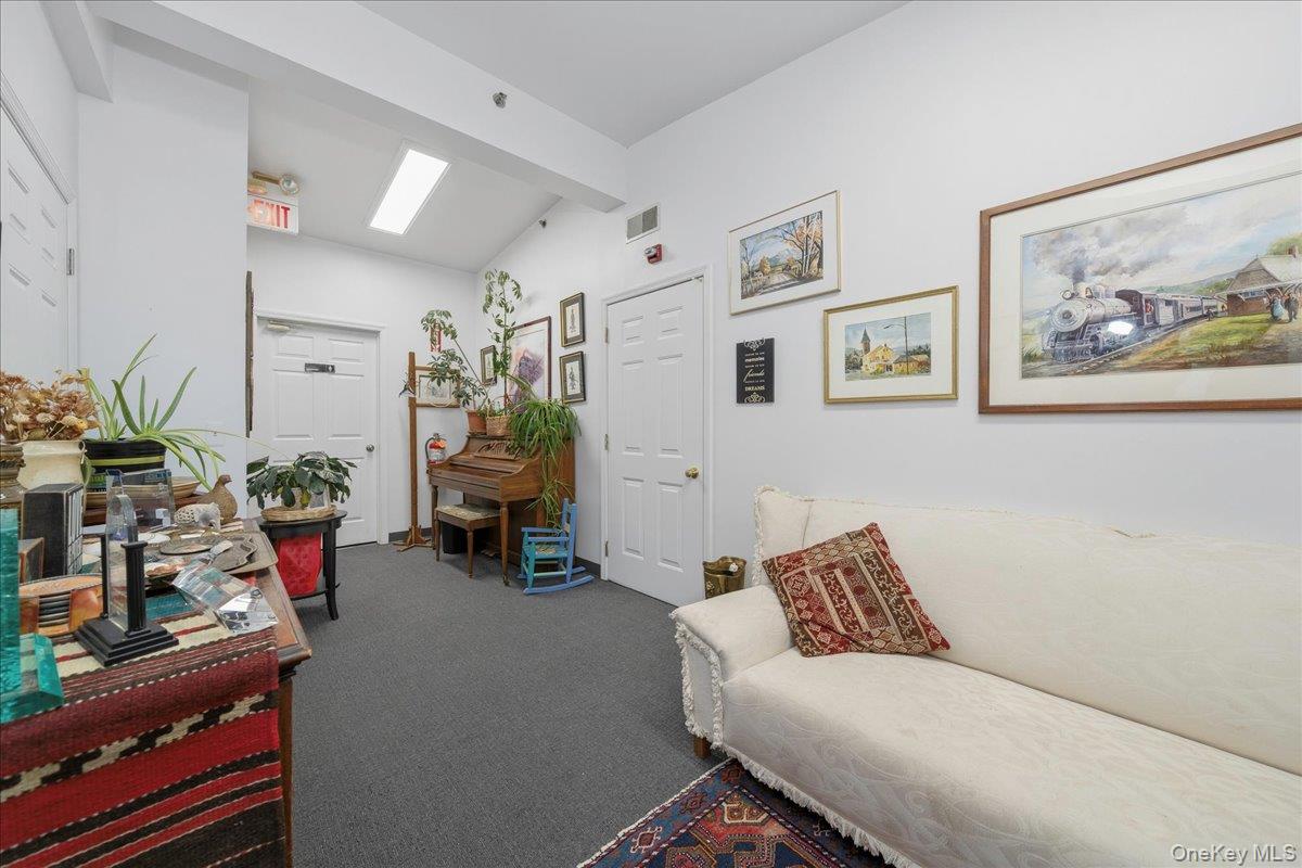 1 Railroad Avenue, Unit 3-1 photo 33