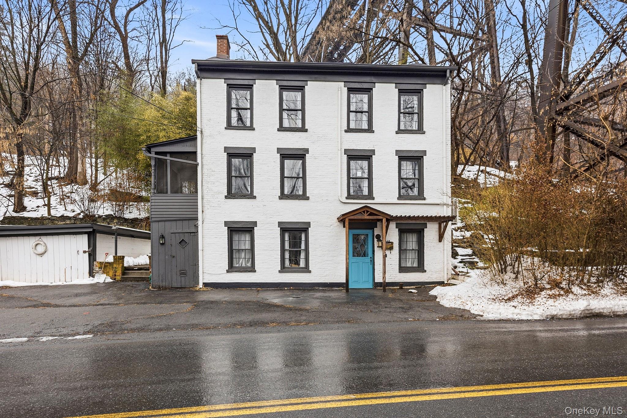 465 Abeel Street – For Sale