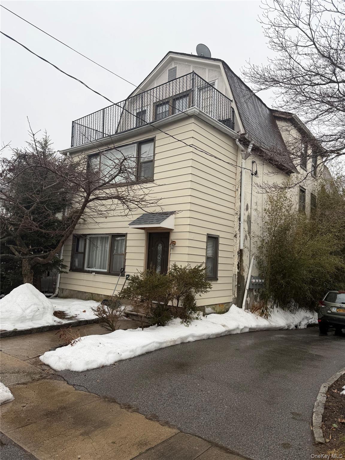 51 Parkway Road, Unit 3