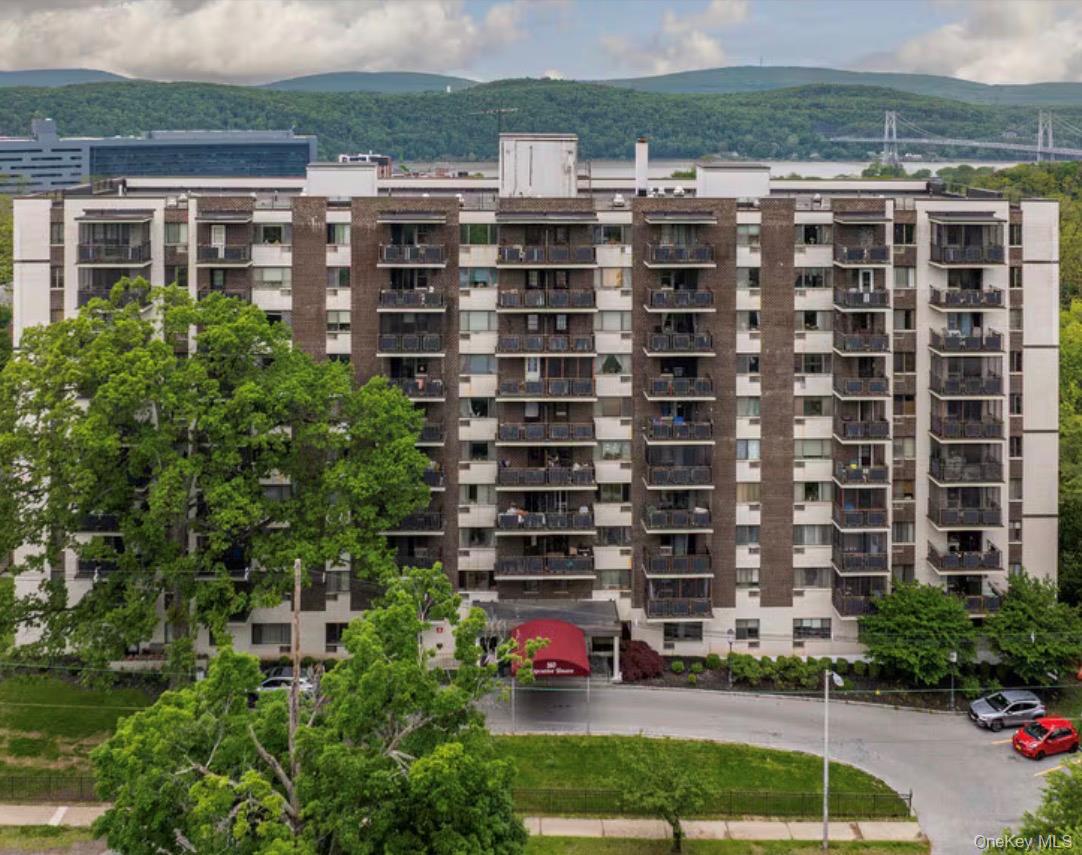 160 Academy Street, Unit 7h photo 3