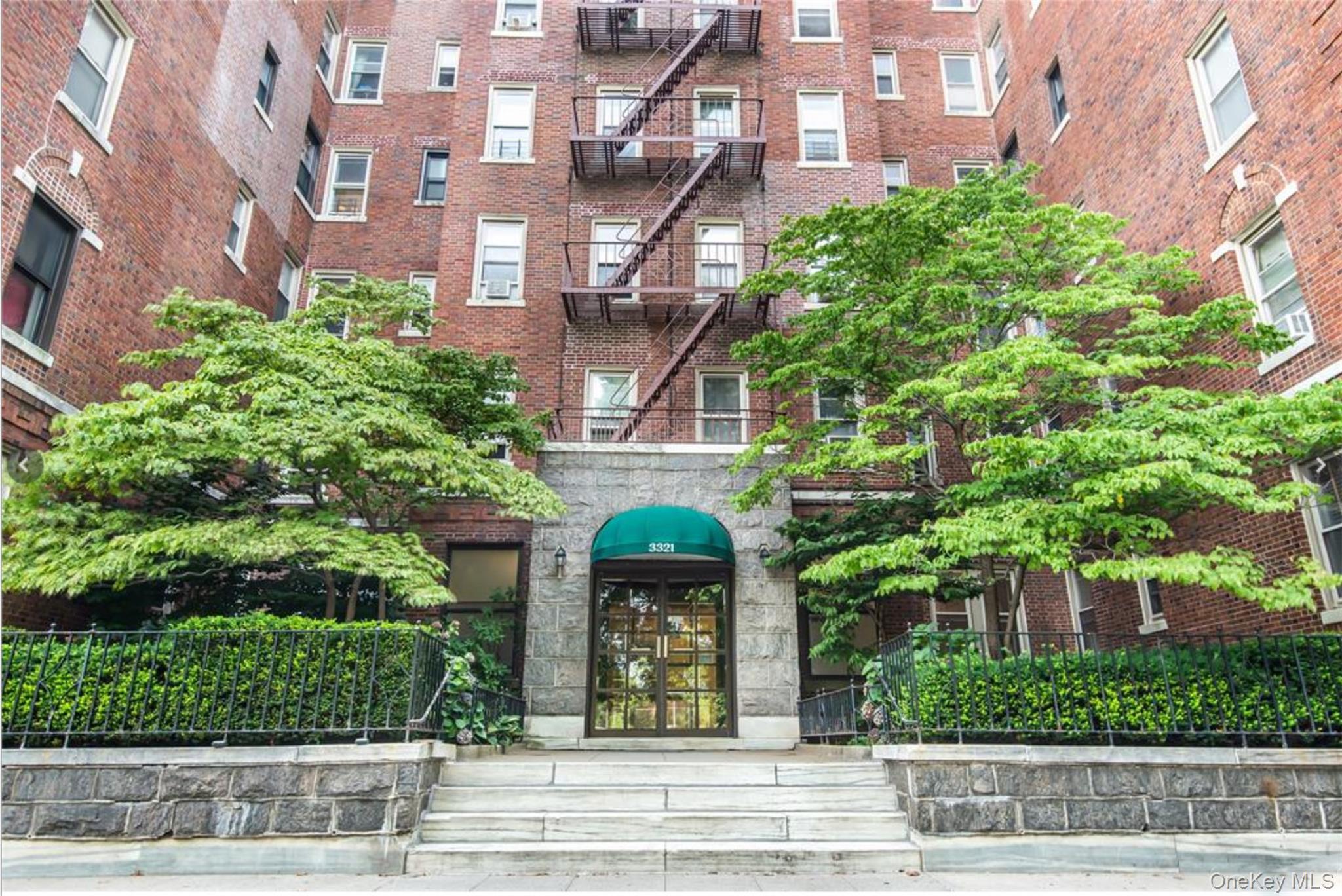 3321 Bruckner Boulevard, Unit 4M