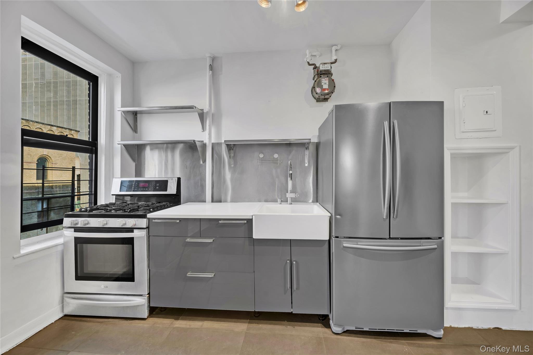825 Walton Avenue, Unit 5G photo 3