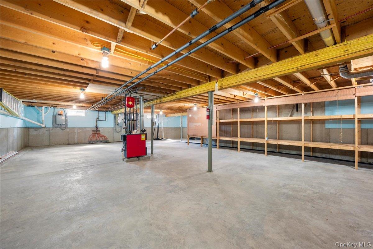 1 Van Avenue – For Sale photo 25