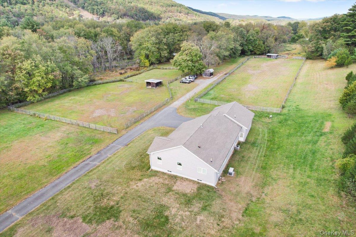 1 Van Avenue – For Sale photo 33