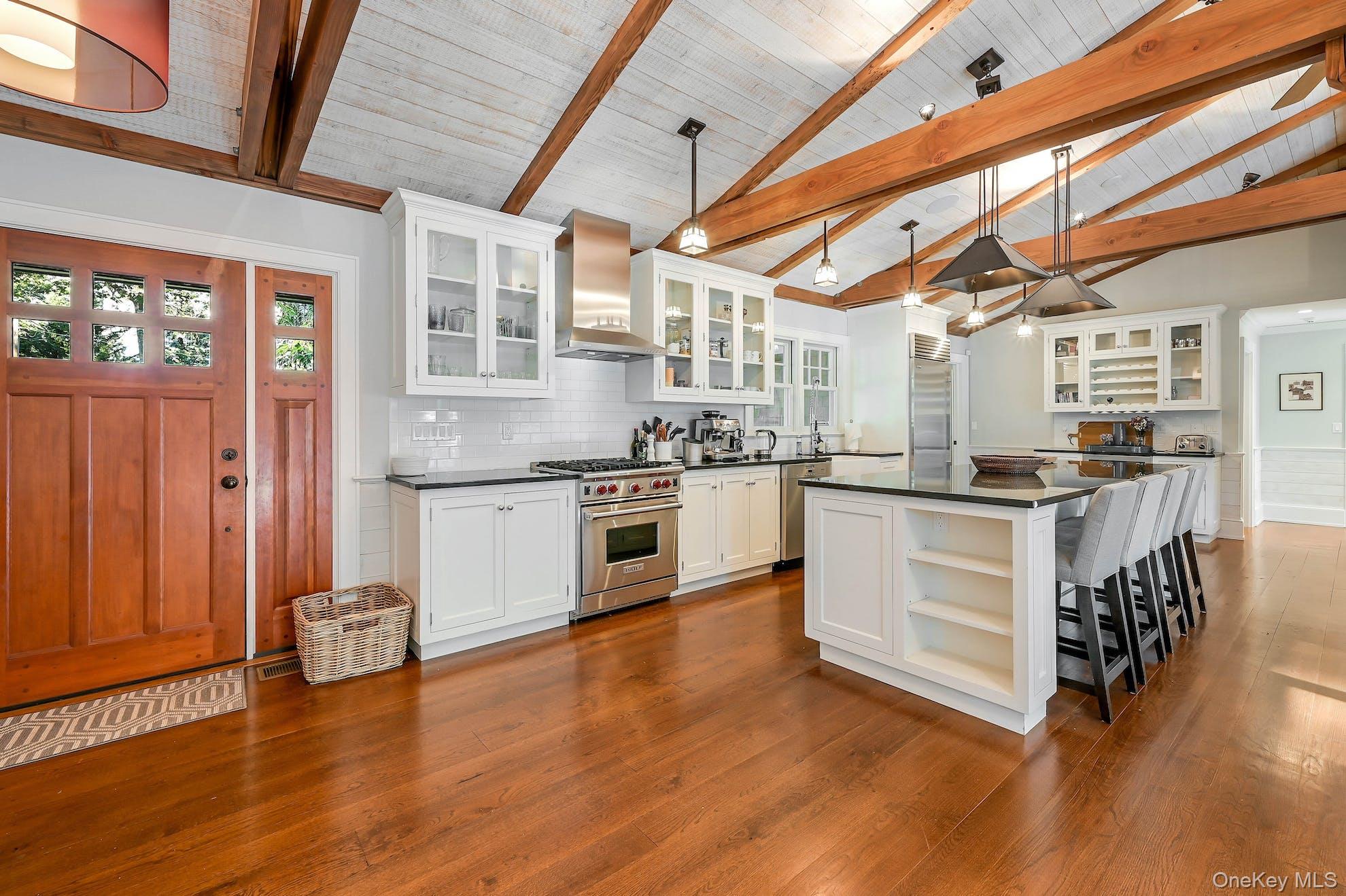 1600 Pine Tree Road – For Rent photo 5