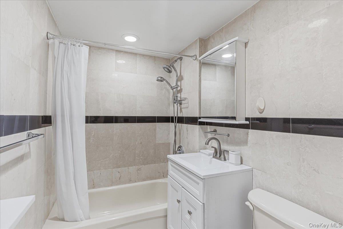 83-71 116th Street, Unit 4B photo 14