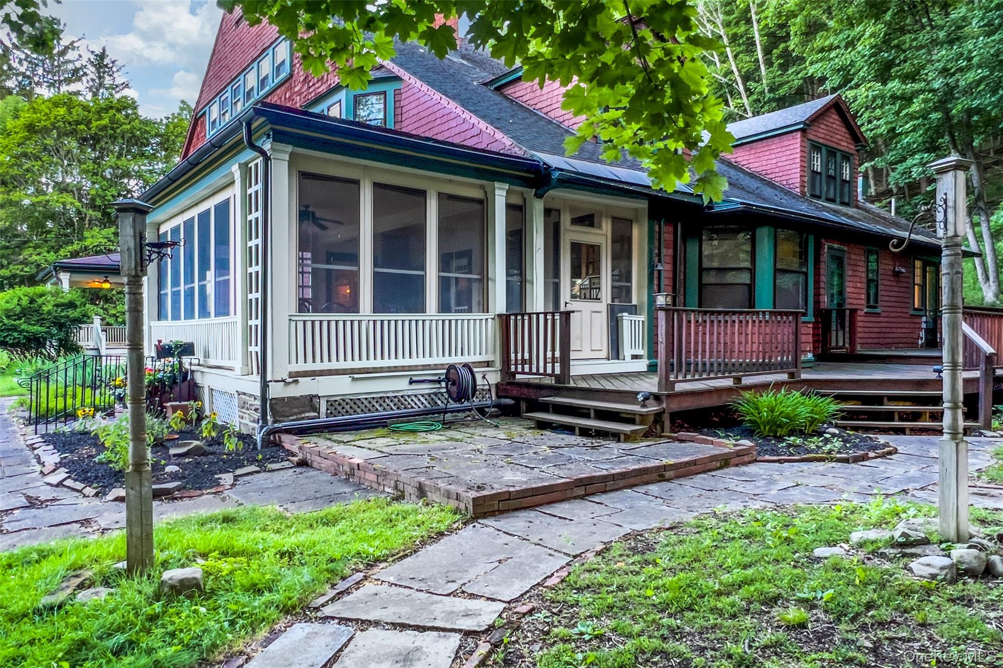 6 Westridge Road – For Sale photo 8