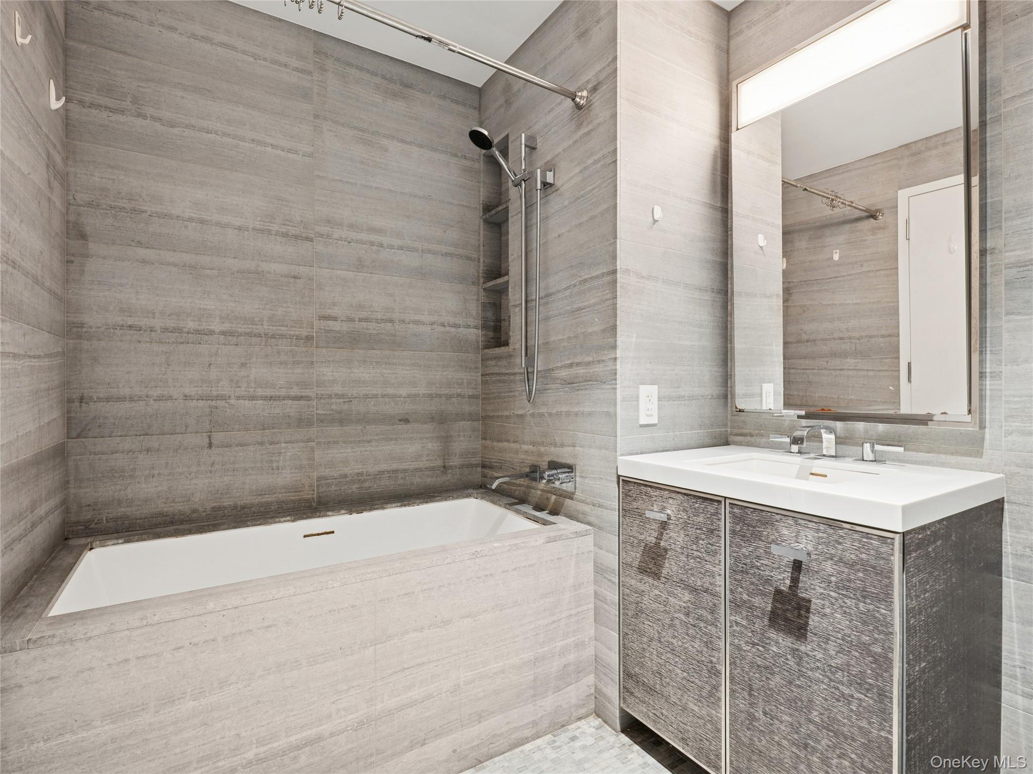 252 south St, Unit 68K photo 15