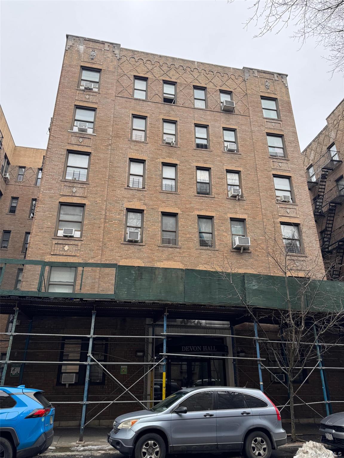 2156 Cruger Avenue, Unit 3L