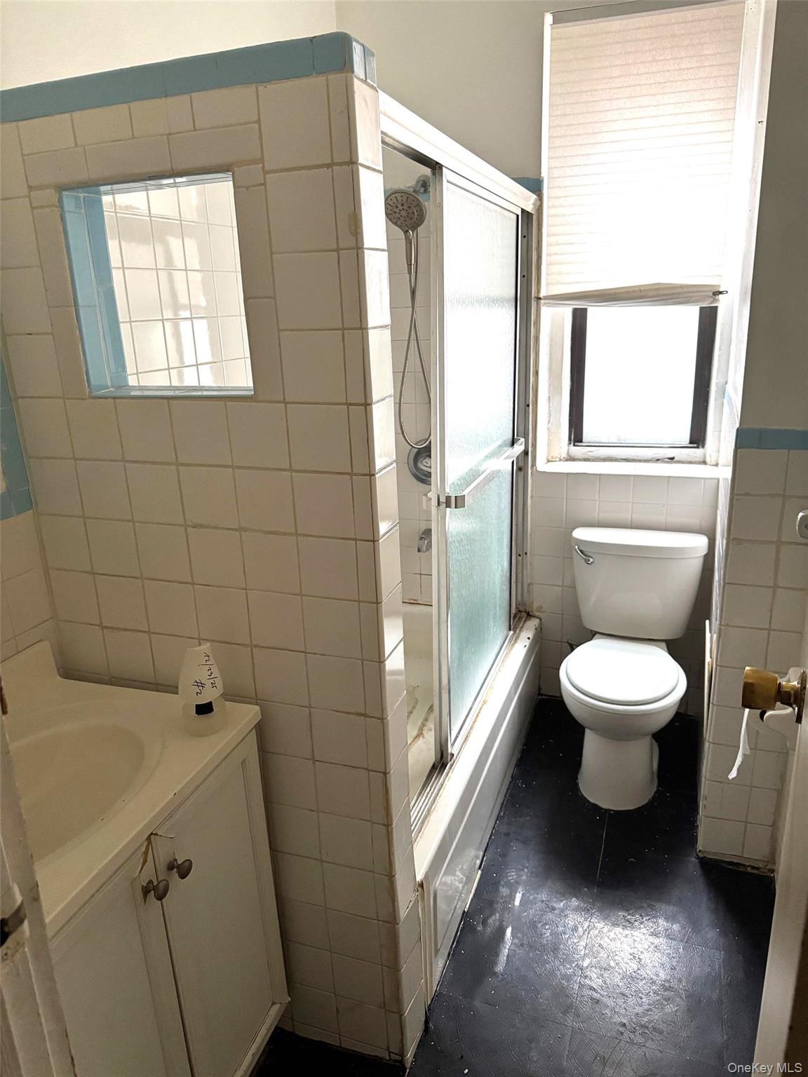 2156 Cruger Avenue, Unit 3L photo 10