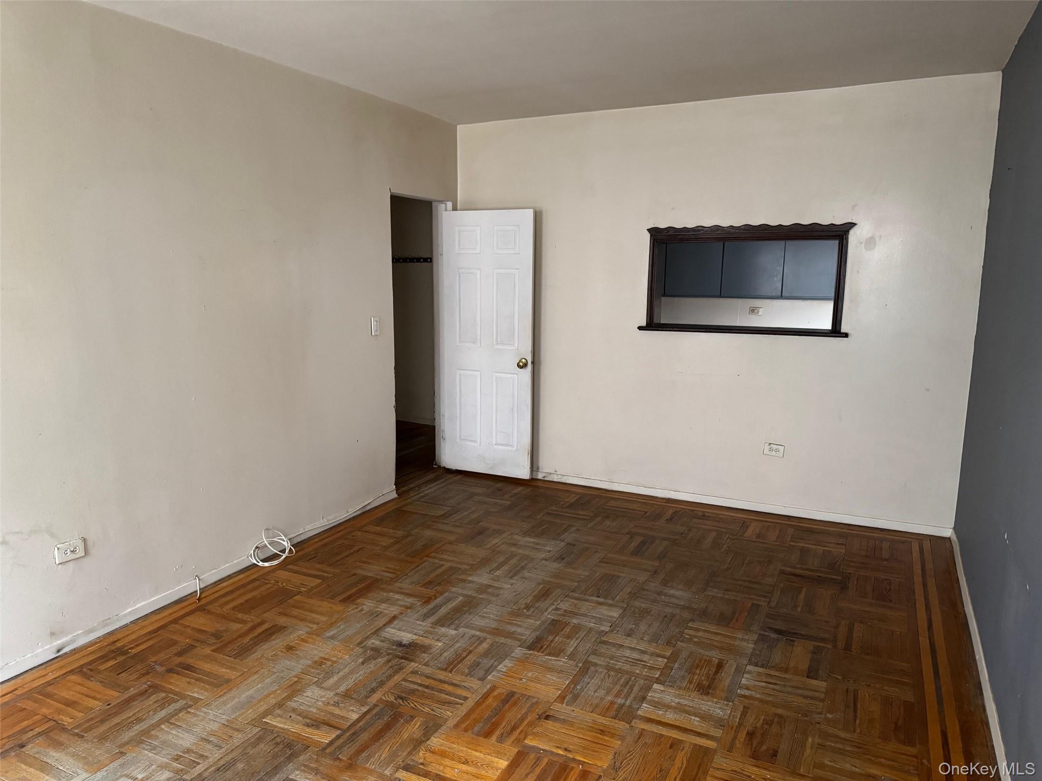 2156 Cruger Avenue, Unit 3L photo 9