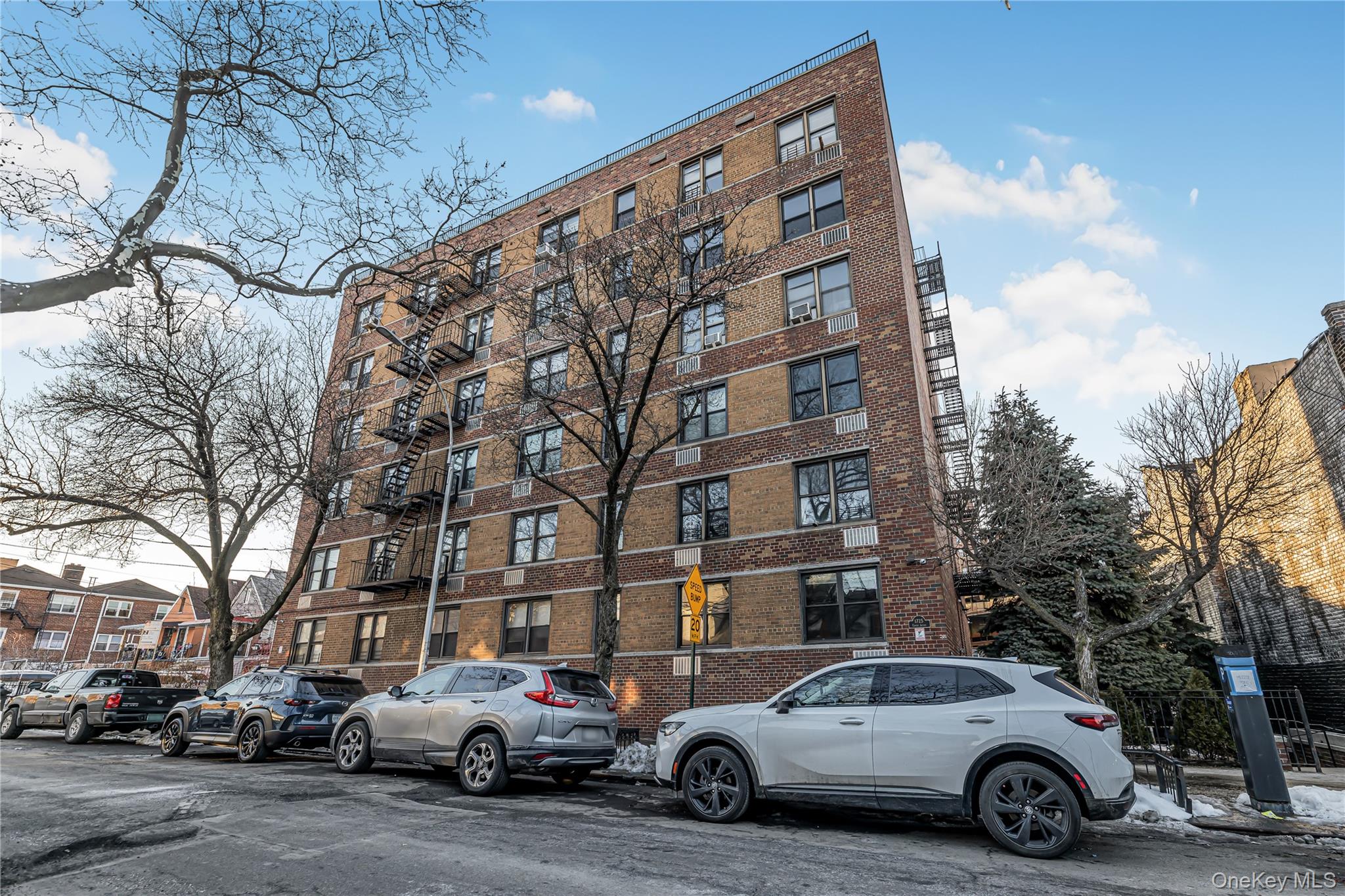 1725 Edison Avenue, Unit 1F photo 13