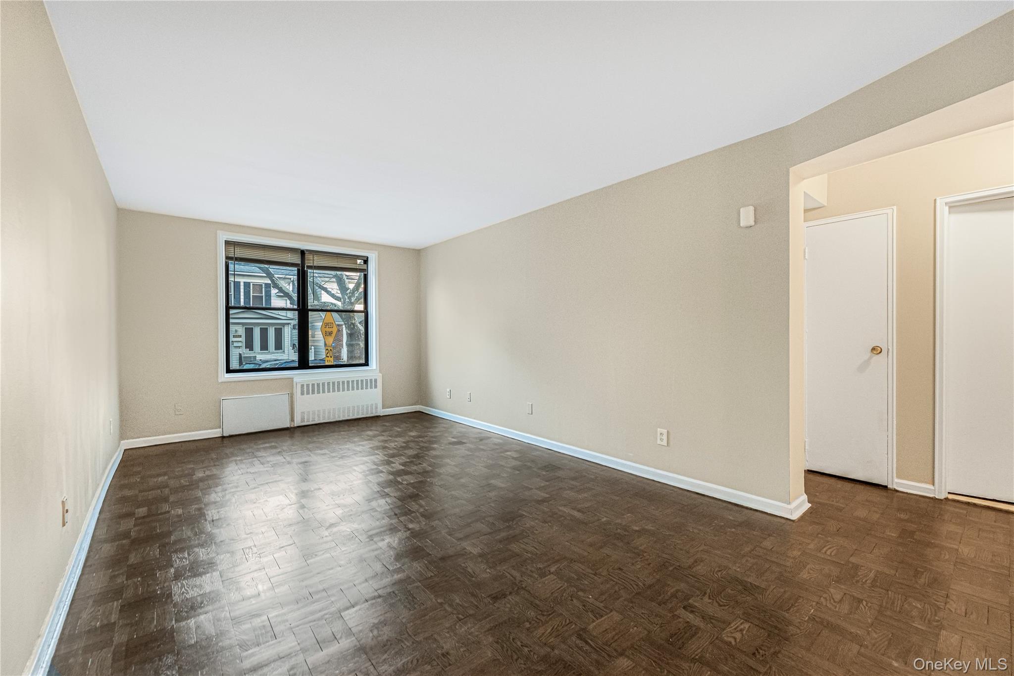 1725 Edison Avenue, Unit 1F photo 7